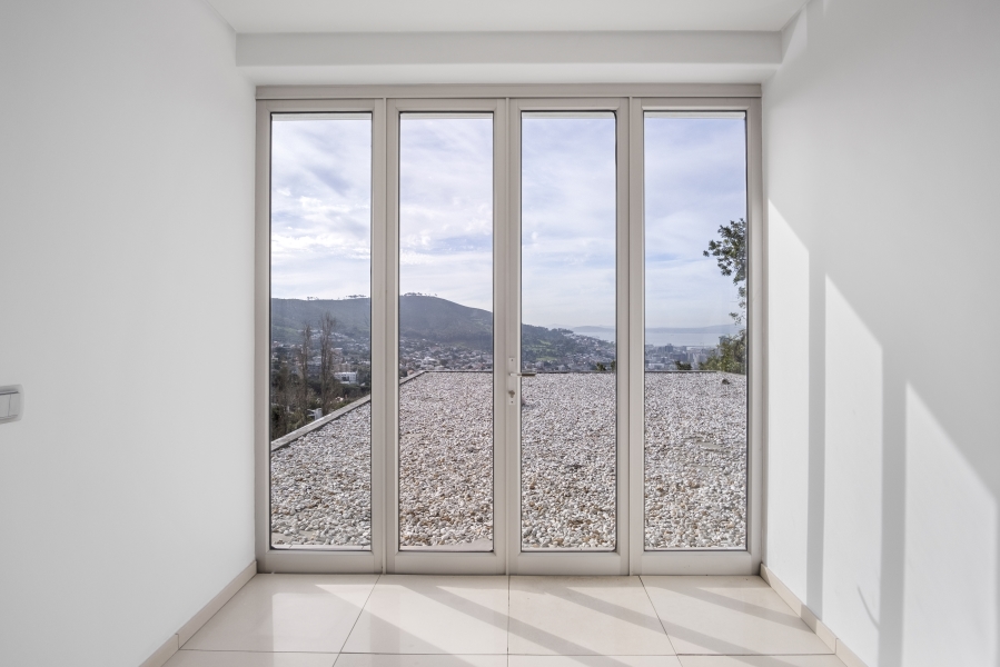 4 Bedroom Property for Sale in Higgovale Western Cape